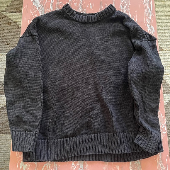 GAP Sweaters - GAP Black Cotton Crewneck Sweater